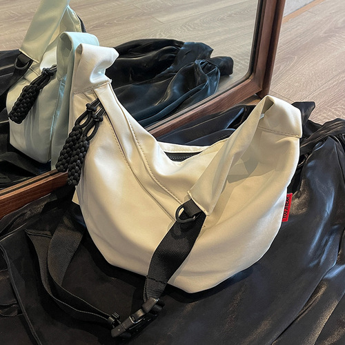 Women's Nylon Large Capacity 2024 New Summer Versatile Shoulder Crossbody Bag High-end Dumpling Bag