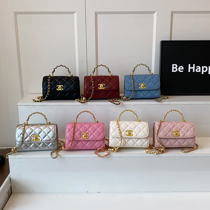 Cross-Border Small Fragrant Handbag Women's 2025 New Versatile Single Shoulder Small Square Bag Light Luxury Crossbody Rhombus Chain Bag