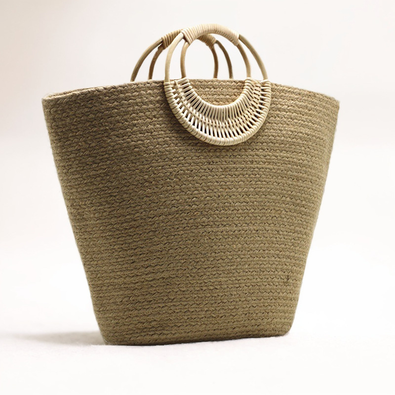handheld straw beach bag