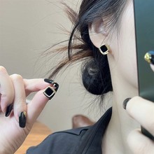 复古黑金撞色几何锆石方块耳钉新款高级女小众简约百搭设计感耳环