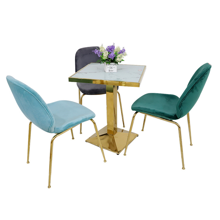 silla exportada silla de comedor italiana silla de hierro forjado de paquete suave silla de lujo ligera silla de mesa de comedor respaldada de alto nivel