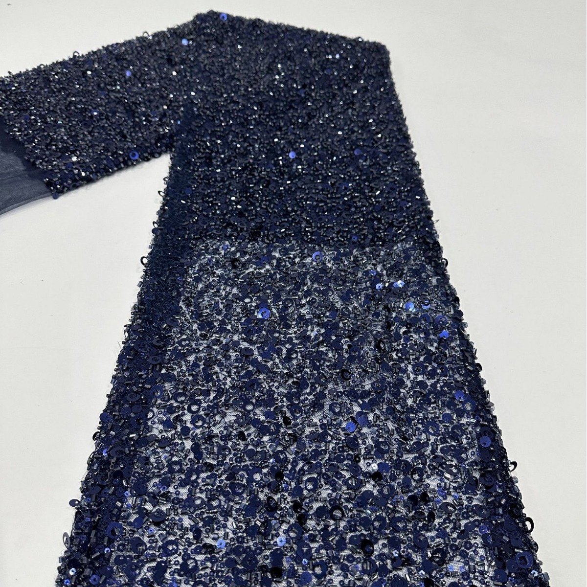 Inventario de piezas de pendientes pesados sequinado tubo de perlas bordado tela de malla vestido vestido de boda cheongsam tela de vestido
