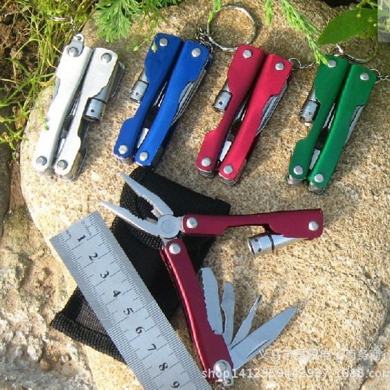 多功能带灯钳 多功能钳子 LED灯迷你钳子