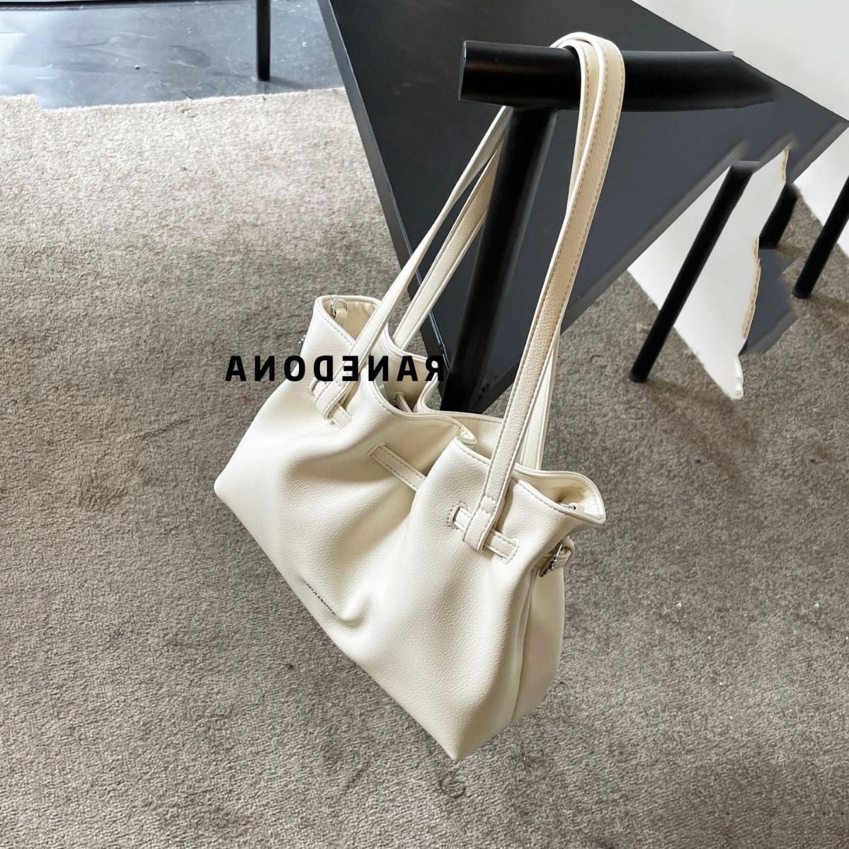 Soft Leather Pleated Cloud Tote Bag For Women 2026 New Hobo Shoulder Bag Large Capacity Underarm Dumpling Bag For Commuting - Thumbnail 2