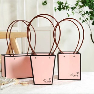 Manufacturer Rectangular Rose Bouquet Tote Bag Kraft Flower Arrangement Bag Fresh Flower Bag Packaging Trapezoidal Custom Ins Style