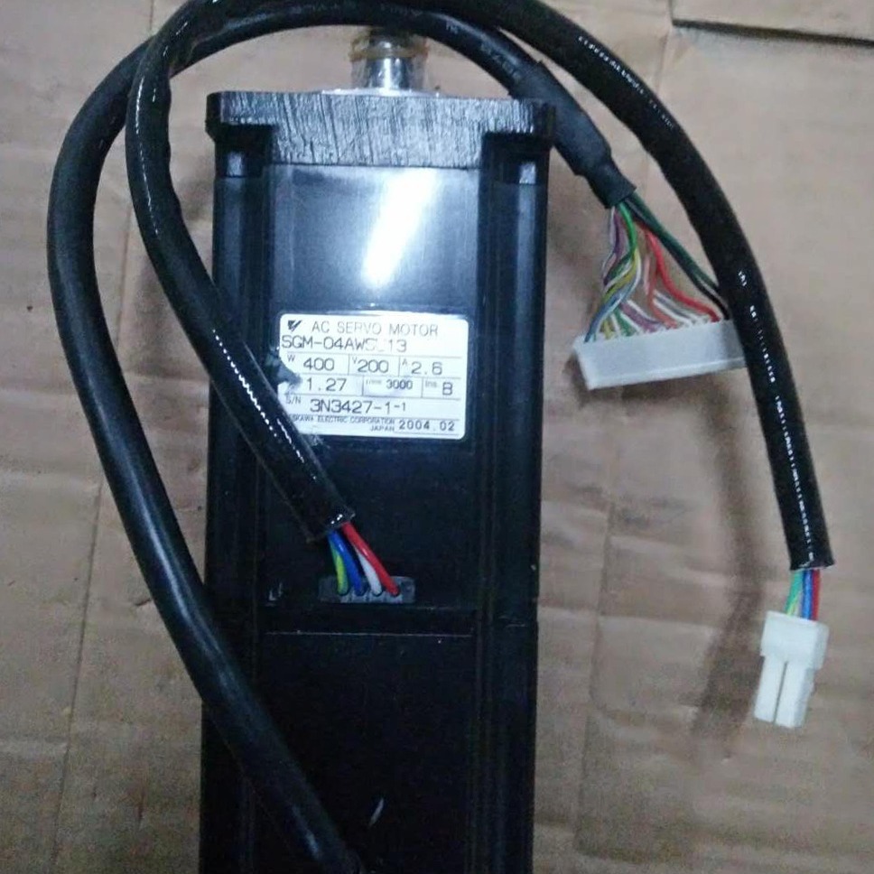 全新安川伺服电机 SGM-04AWSU13 询价