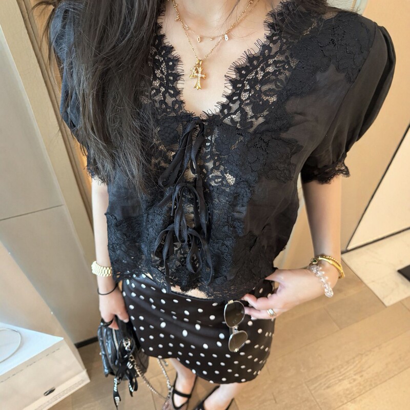 100% Ramie French Lace V-Neck Short-Sleeve Top for Women, New Style with Hollow-Out Design and Tie, Stylish and Slimming Summer Blouse