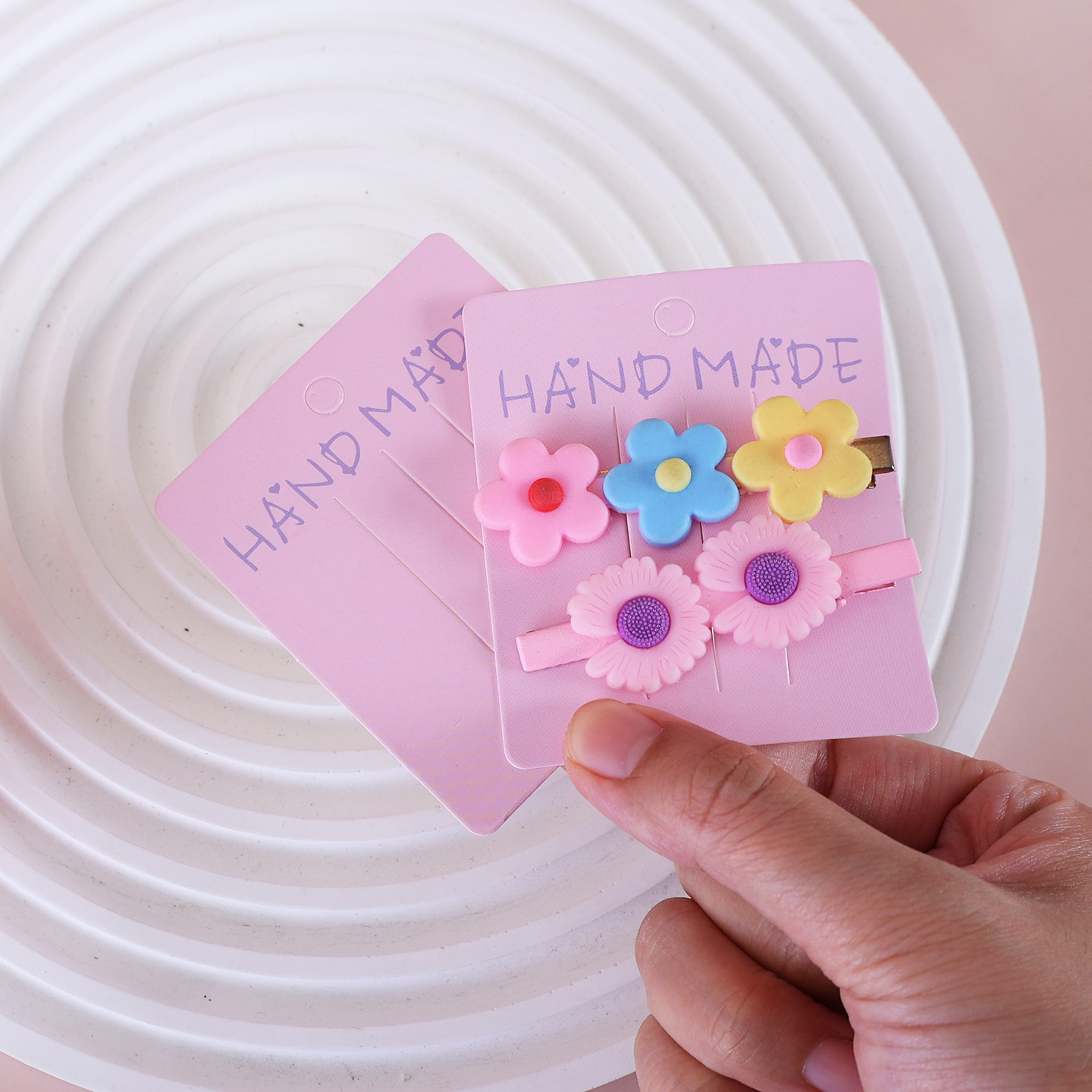 Nuevo color 7.5x6.5 clip de cabello 2 tarjetas de papel accesorios de joyería DIY para niños tarjetas de joyería de cabello bolsas OPP