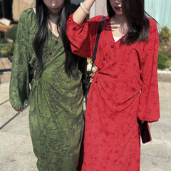 2025新型綿の長袖のパジャマの春と秋のストラップの大きいサイズの夏の黒色は家庭服のパジャマを着ることができます。