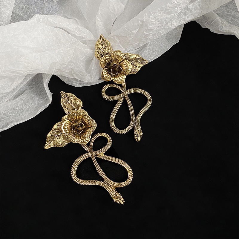Silver Needle Flower Leaf Serpentine Drop Earrings For Women_voghion.com