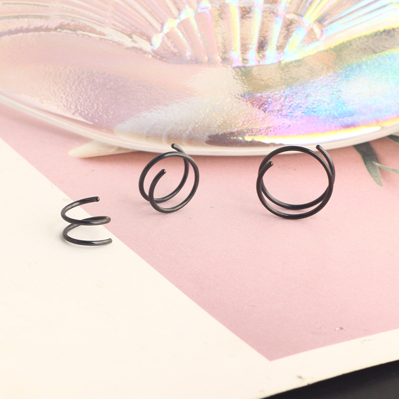 Labret piercing jewelry detail image