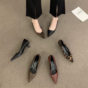 2024 Autumn and Winter New Pointed Shallow High Heels Leopard Print Fashion All-match Elegant Commuter Low Heel Kitten Documentary Shoes