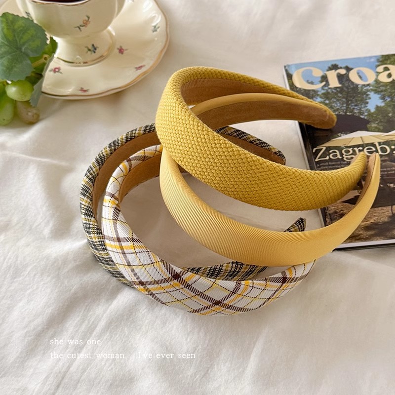 Dulce amarillo lechoso estricto alto cráneo correa de cabello para mujeres 2025 nueva esponja correa de cabello tarjeta de lavado de la cara prensado paquete de cabello primavera