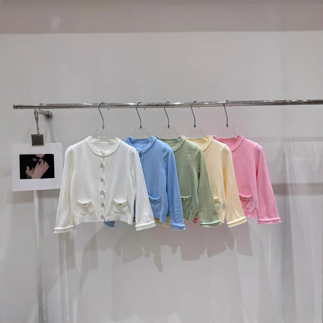 25 Years Early Autumn New Style Xiangjia Heavy Lace Half-Sleeve Pocket Knit Single-Breasted Cardigan Loose Versatile Women's Top