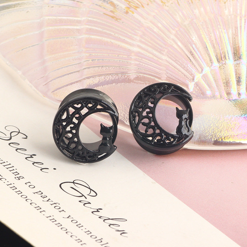 Black Cat on the Moon Stainless Steel Double Horn Ear Expander - 16mm Cartilage Earring detail image 8