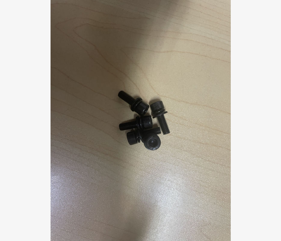 GB70.1内六角圆柱头机螺钉平弹垫组合8.8级  M8*20锌镍合金(黑色)