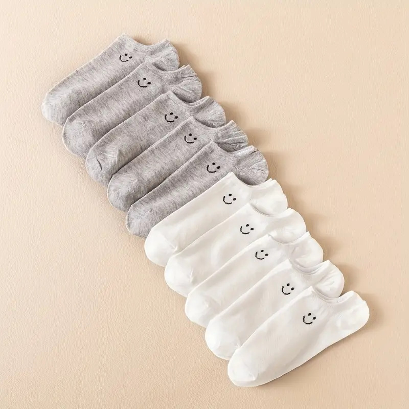 1 Set Casual Unisex Smiley Face Solid Color Polyester Cotton Polyester Ankle Socks display picture 8