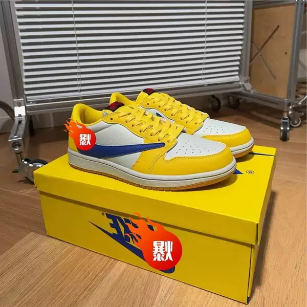 New model of Putian shoes AJ1 Jordan 1 low, unisex, with inverted hook design, lightning style, shock-absorbing, non-slip, wear-resistant, low-top sports sneakers