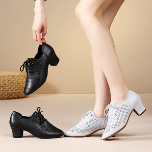 ����Ůʿ�¿�r��͸����и�ܛ���赸Ь���ذ���ˮ����Ь������