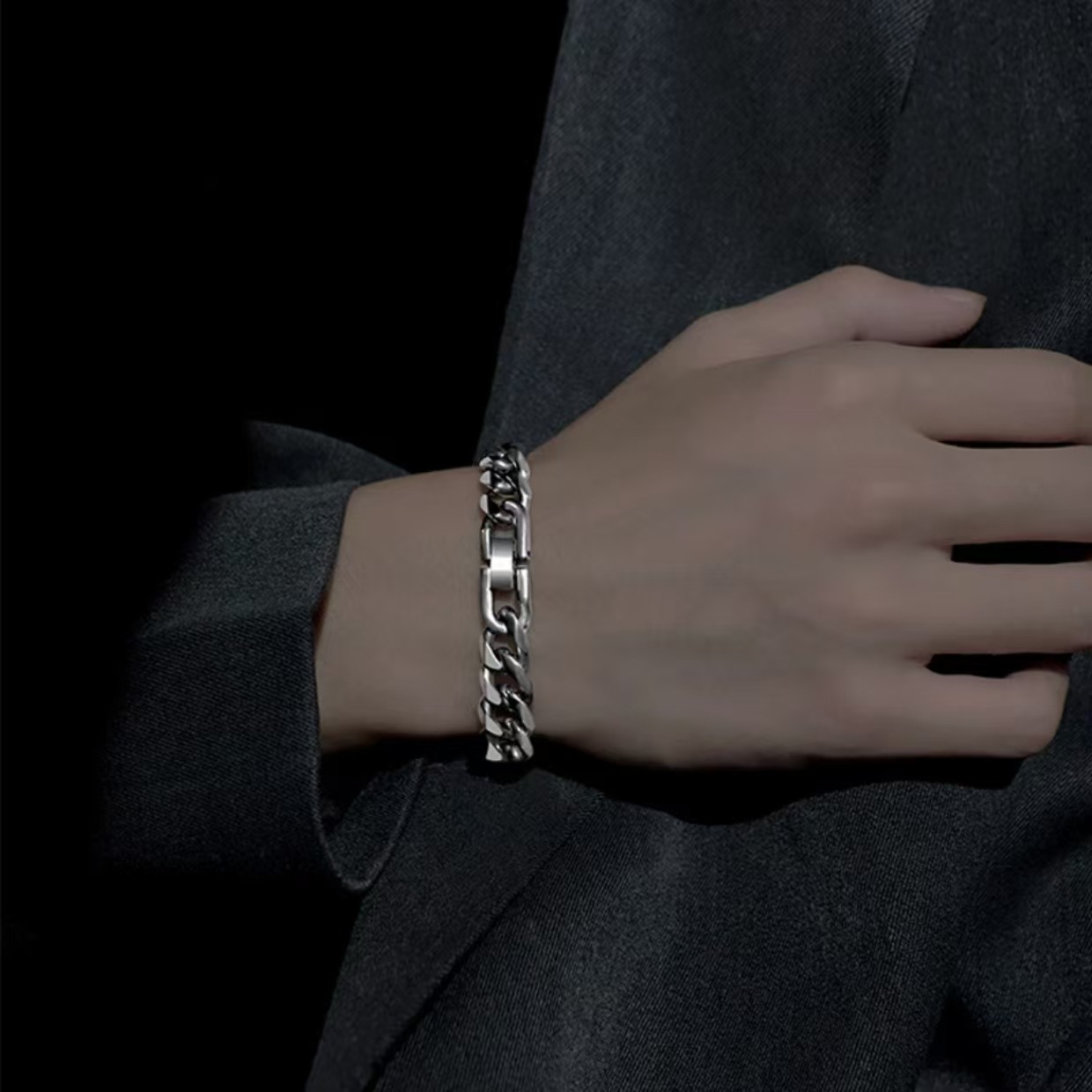Men’s Cuban Link Bracelet Stainless Steel Waterproof Jewellery_voghion.com