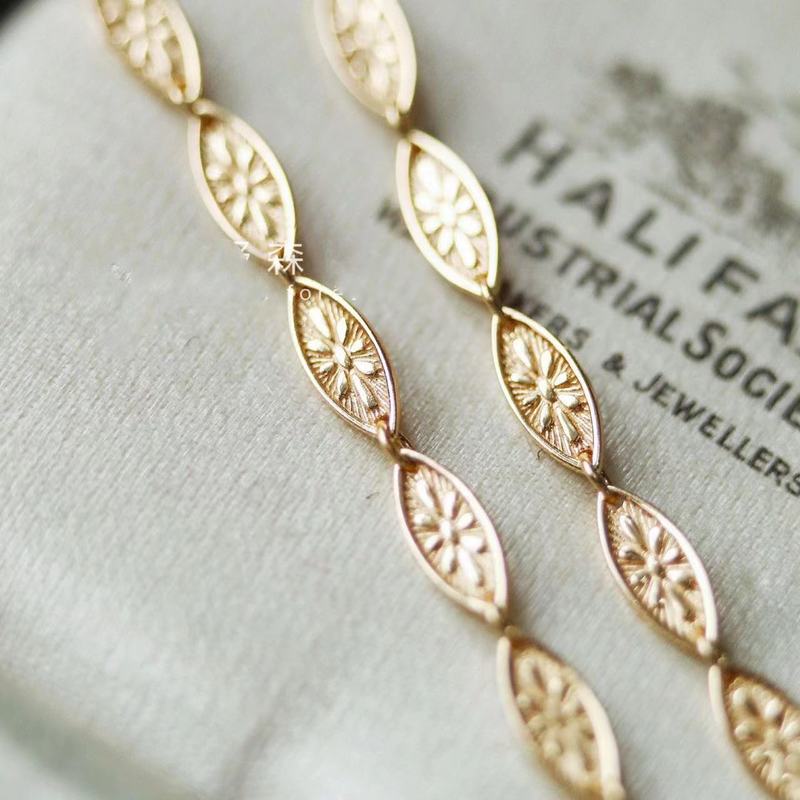 Japanese Akado agete Bracelet Exquisite Embossed Galo Leaf Pattern Ins Fashion Gift