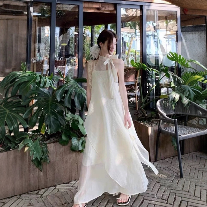 French-Style Irregular Halter Neck Dress for Women, Spring 2025, Pure Desire Loose Two-Piece Set with a Flowy Large Hem Skirt