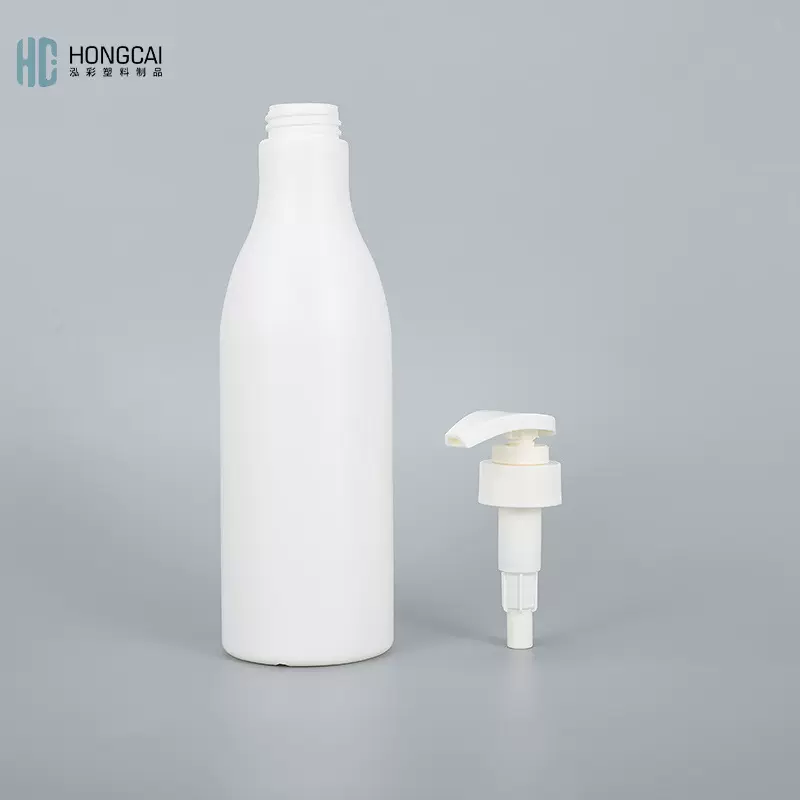 厂家大量供应650ml适用洗护沐浴露洗发水护发素空瓶pe日化包装