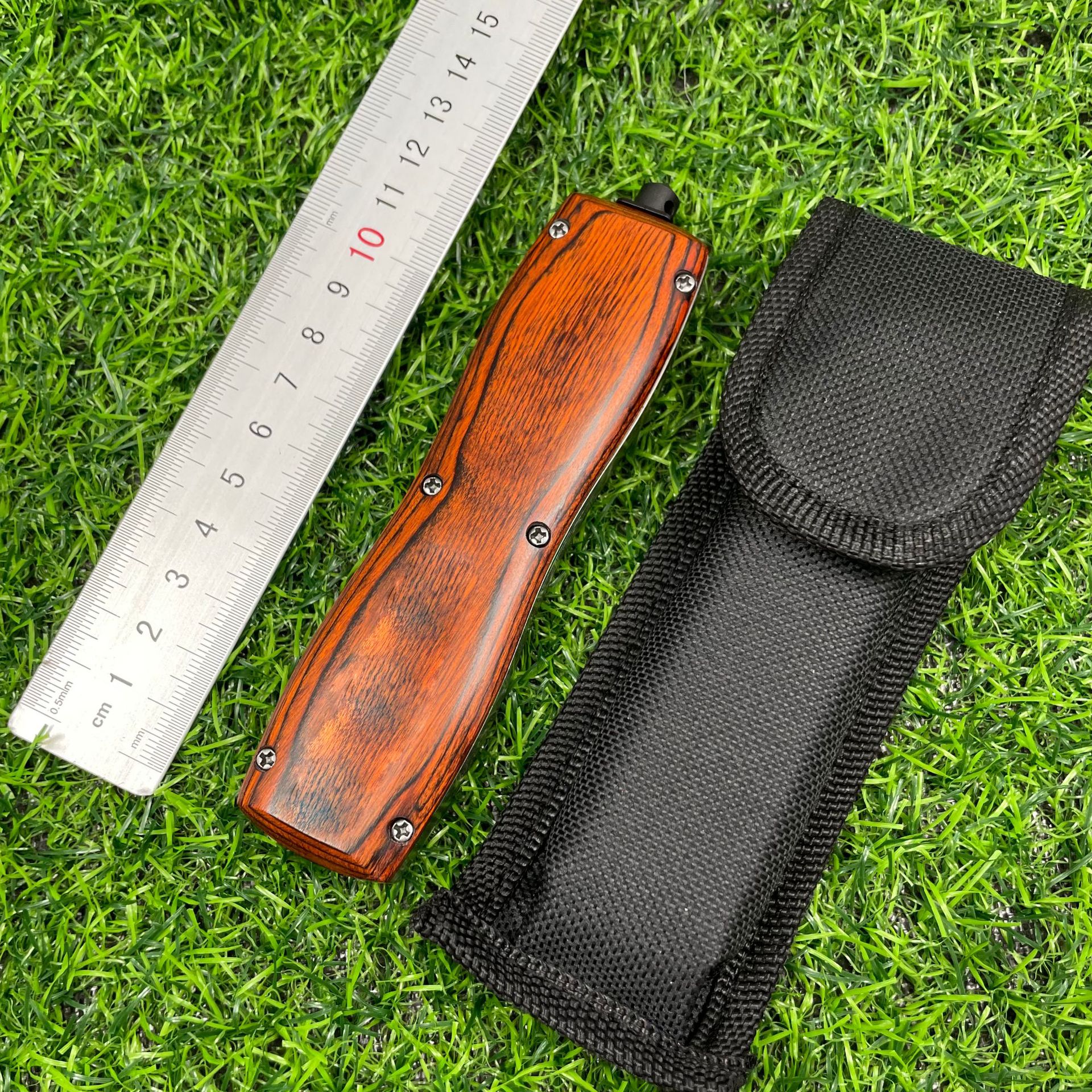 蝴蝶3300实木手柄户外高硬度口袋刀多功能工具多用途