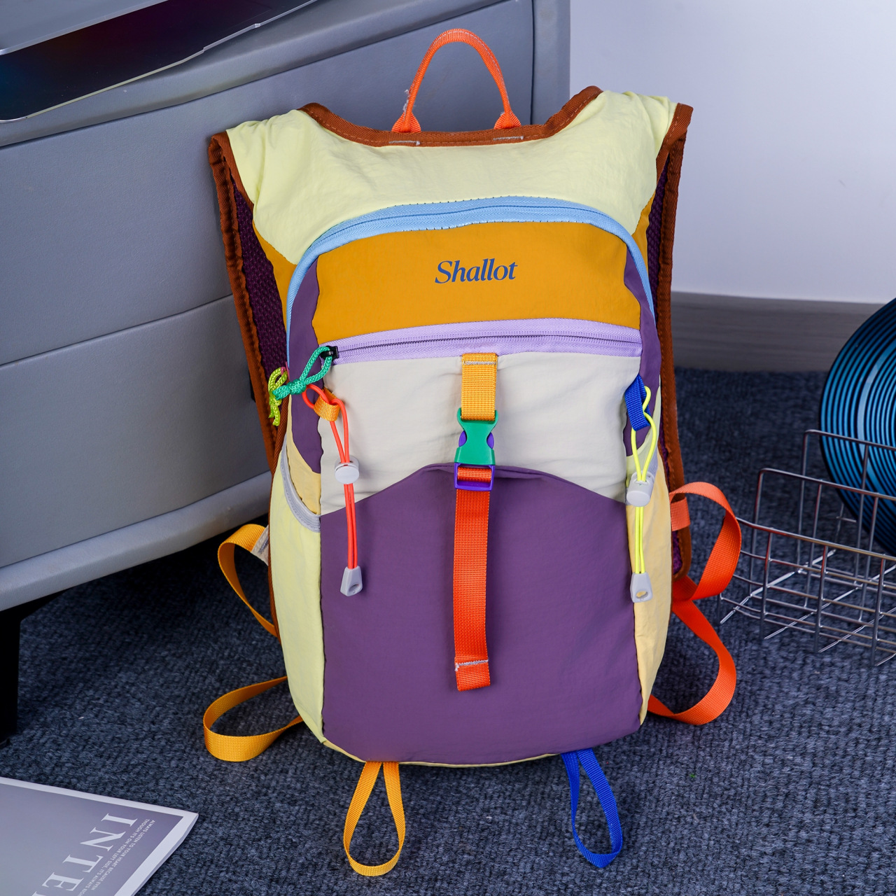 Niche Design Travel Bag Dopamine Outdoor Mountaineering Bag Large Capacity Backpack Women's Leisure Fitness Cycling Backpack