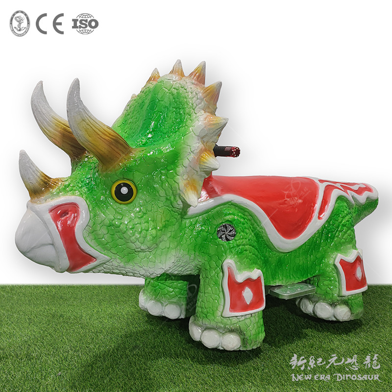 Simulación de silicona de piel suave dragón volador dinosaurio coche de atracciones en línea famoso padre-hijo centro comercial plaza fábrica de equipos de recreo fuente