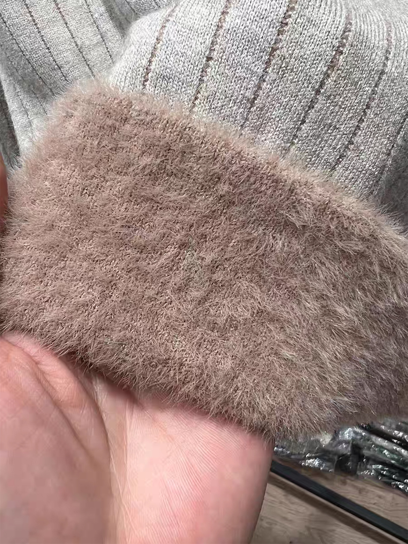 Kaikuo transfronterizo Europa y América Casual plush cuello V camiseta de manga larga suéter de mujer 2025 otoño y invierno Amazon estación independiente