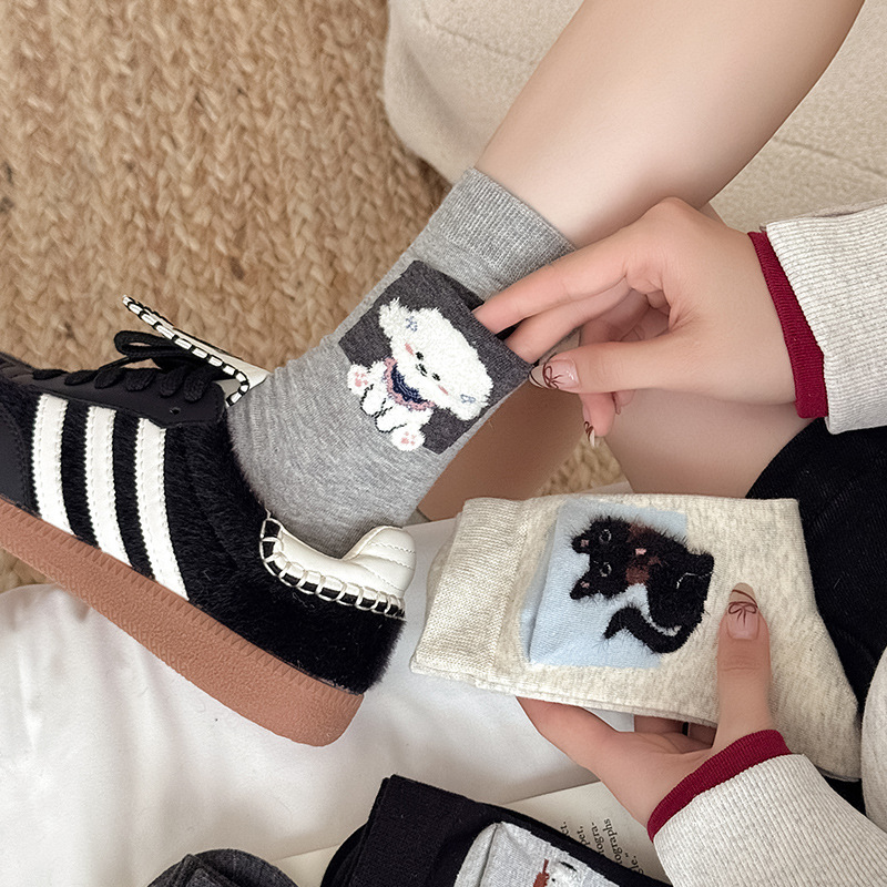 Autumn and Winter Long Socks Cartoon Pocket Socks for Women Cute Kitten and Puppy Mid-Calf Socks Personalized Animal Flocking Pile Socks
