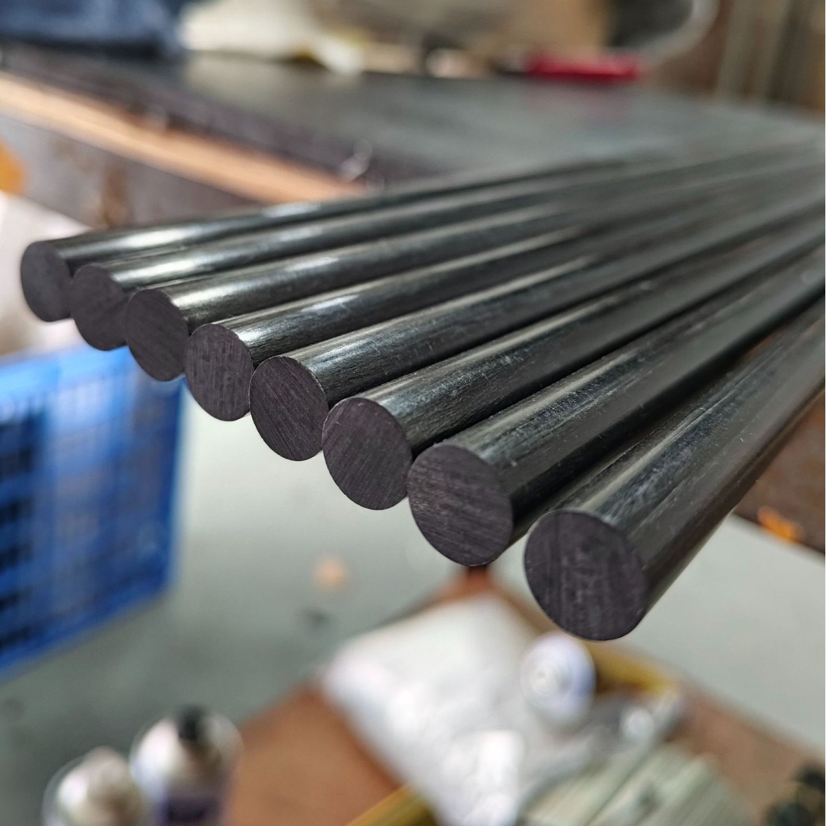 厂家批发拉挤碳纤维棒 耐腐蚀机械设备承重杆碳纤维棒材可定制