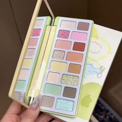 KAPEINEの新しい16色のナチュラルカラーは、デイリーライトメイク、カラフルなメイクアップ、マルチカラーライムクリームステージメイクアップに使用できます。