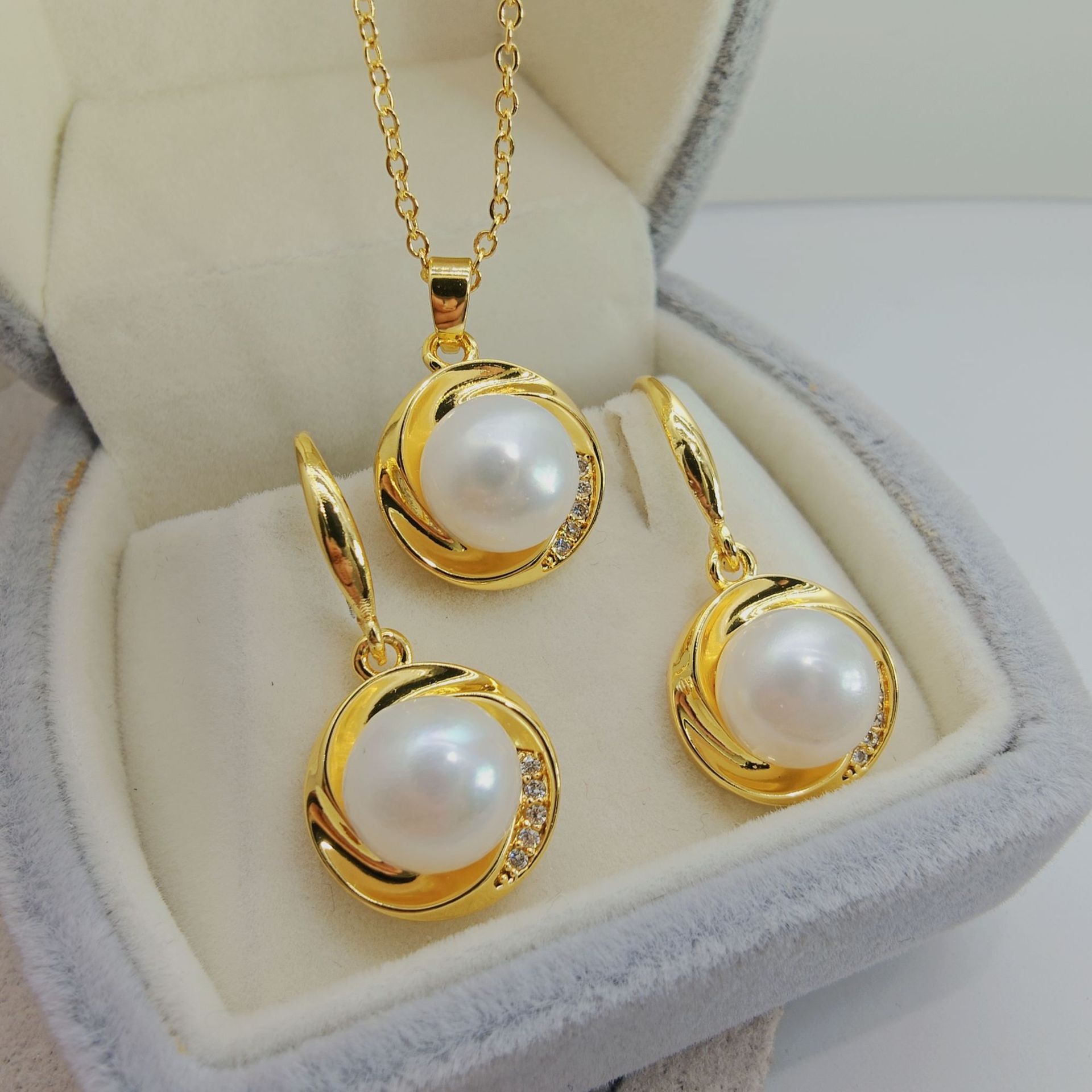 Cross-Border Fashion Versatile Freshwater Pearl Pendant Clavicle Chain Trendy Ins-Style 18K Real Gold Plated Earrings