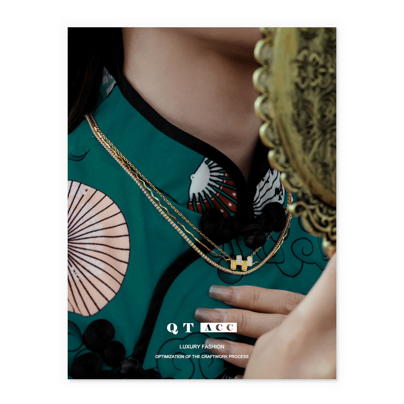 Alta retención de color chapado en oro vacío real ins Corea del Sur natural madre Shell cuadrado titanio collar de acero de doble capa collar de circón para las mujeres image 3