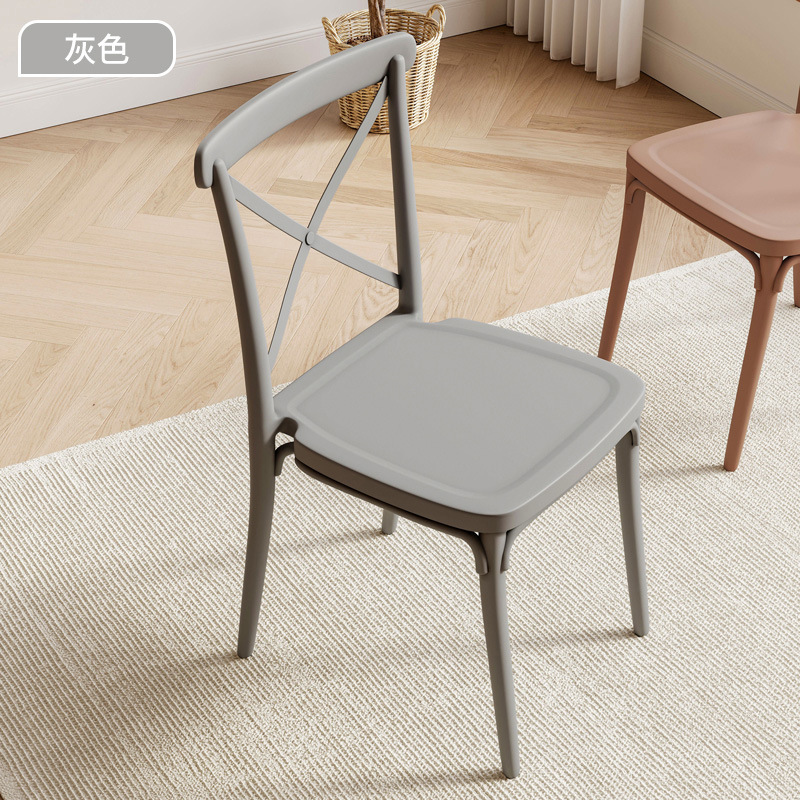 Silla de plástico taburete del hogar apartamento pequeño Silla de comedor silla trasera simple ocio gran puesto silla restaurante comercial mesa y silla