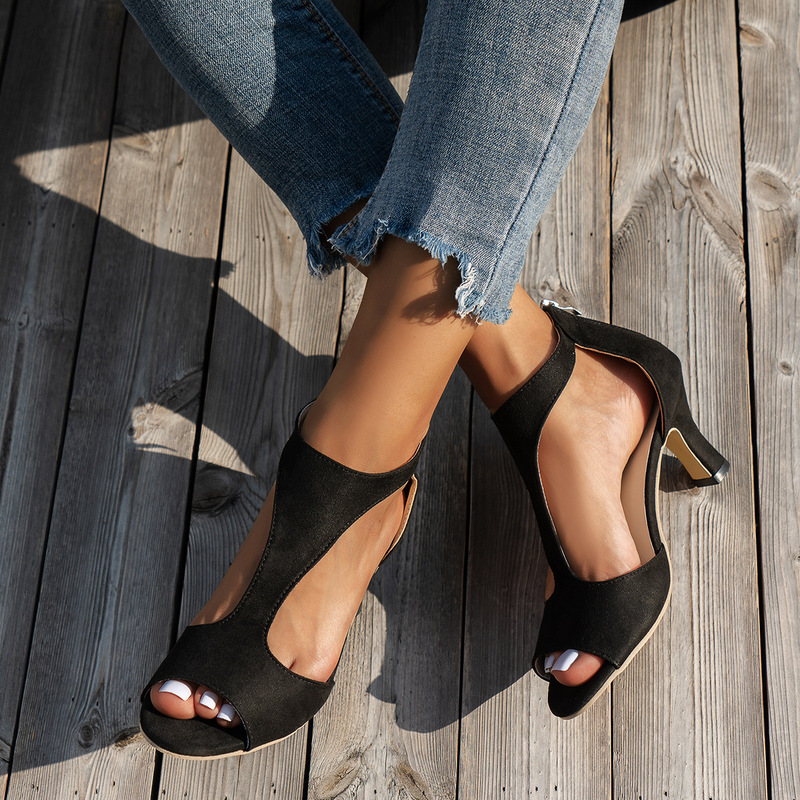 Factory Direct Sales European and American Summer Back Zipper Bag Heel Fish Mouth Shoes 41 Fashion Side Hollow Stiletto Roman Sandals Large Size 43