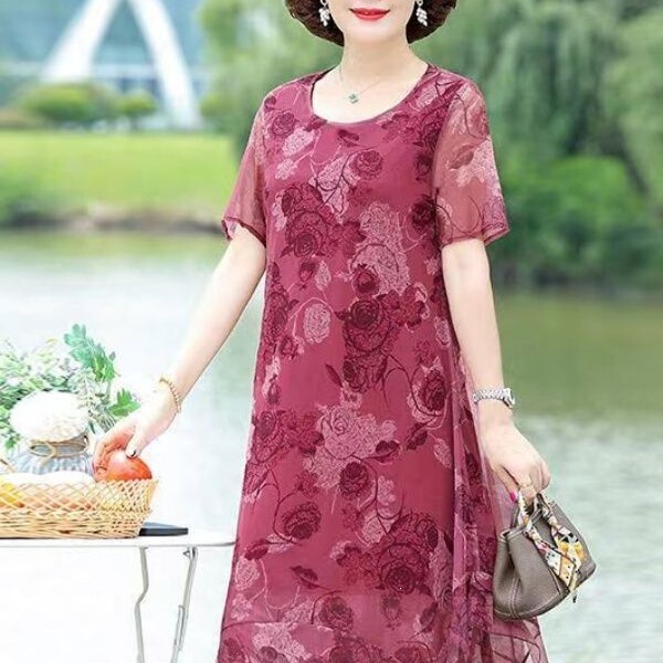 Slimming and Comfortable Summer Dress for Middle-Aged and Elderly Women, Stylish and Breathable, Loose-Fitting, Elegant, Plus Size Slimming and Comfortable Summer Dress for Middle-Aged and Elderly Women, Stylish and Breathable, Loose-Fitting, Elegant, Plus Size