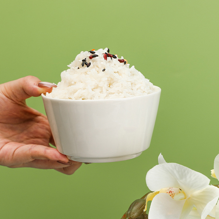 創意家庭用陶磁器のご飯の碗の小さい清新な茶碗のシンプルな食事の碗のお菓子の皿のセット|undefined