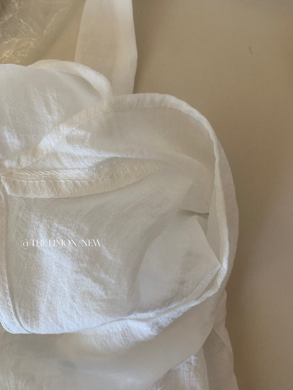 Áo hai dây nữ phong cách Hàn Quốc chất liệu satin tay không cổ chữ V — Xanh đen, màu trắng, màu xám chi tiết 33