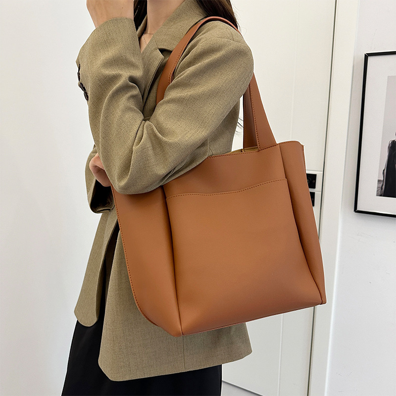 Cross-border Large Capacity Simple Women's Bag 2021 New Fashion Handbag Shoulder Bag Foreign Trade Atmospheric Tote Bag