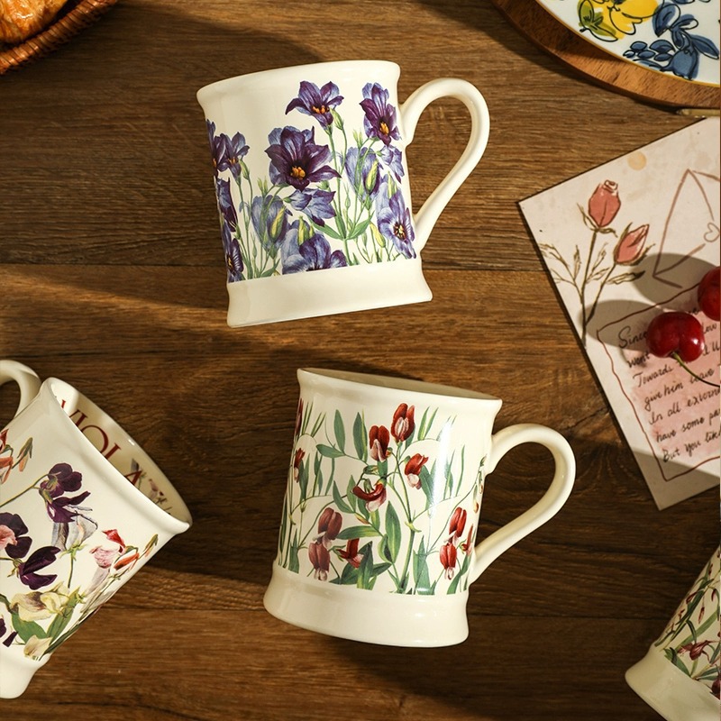 Taza de cerámica de alto valor Taza de agua de pareja Vintage Creative Girl Goddess Souvenir Taza de desayuno Taza