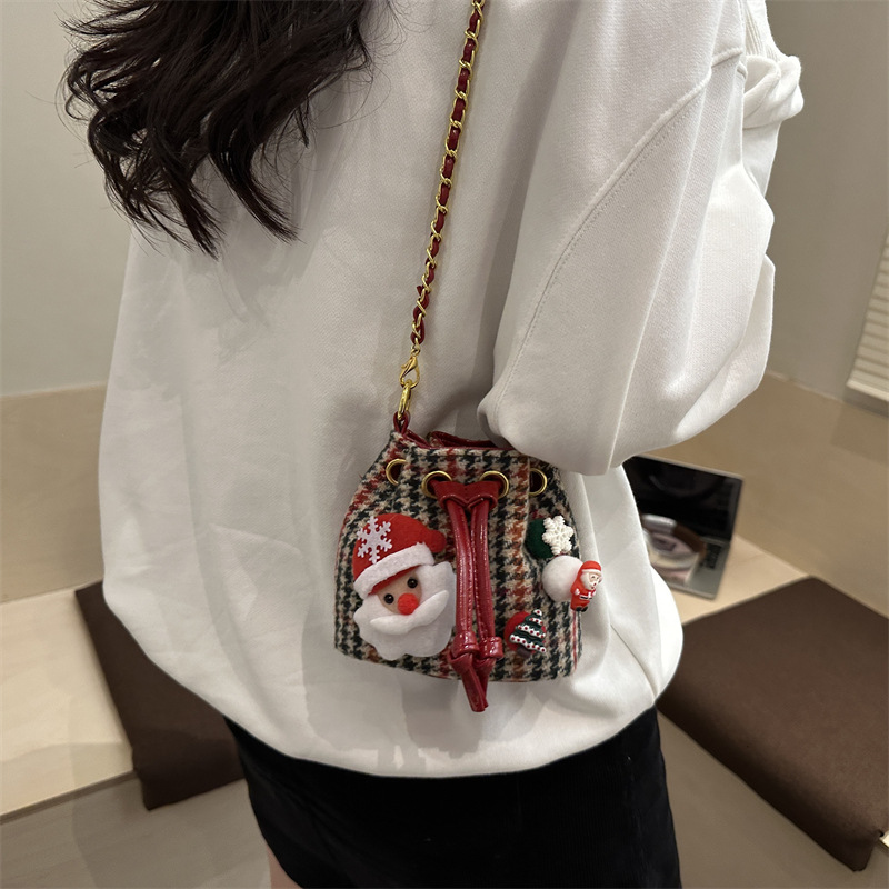 Bolsa de hombro de estilo coreano a cuadrícula extranjera para hombres y mujeres, mini bolso de cubo de bebé, nuevo bolso de cadena para niños