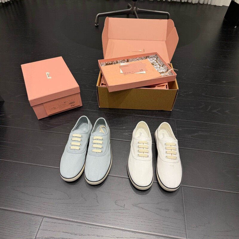M*uM*u canvas casual shoes for women, round toe, lace-up, flat-soled, low-cut, versatile and comfortable sneakers for cross-border sales M*uM*u canvas casual shoes for women, round toe, lace-up, flat-soled, low-cut, versatile and comfortable sneakers for cross-border sales