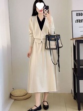 法式秋冬季高级感针织套装裙女新款两件套领上衣打底过膝毛衣裙
