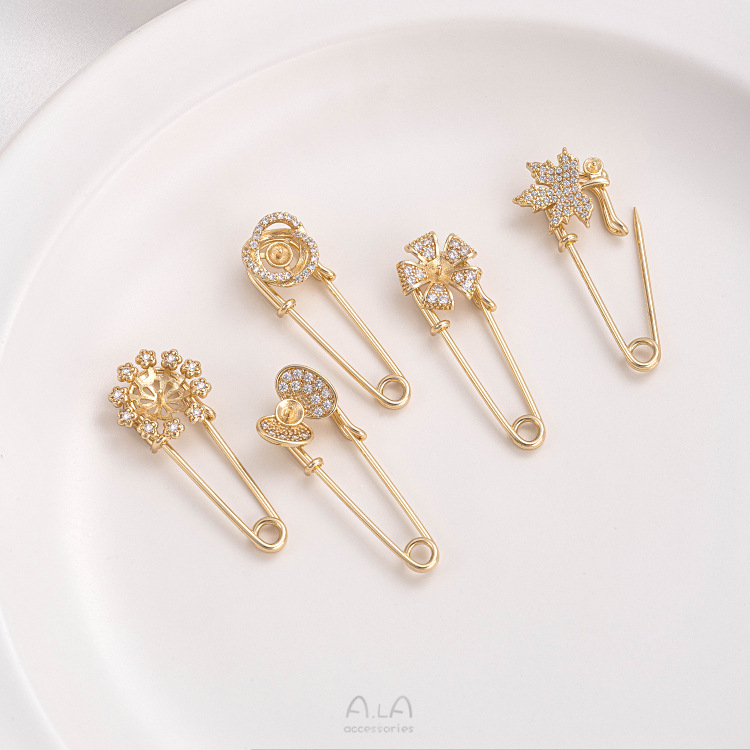 14K gold color retaining micro-inlaid zircon snowflake mussel-shaped flowers maple leaf half-hole bead holder brooch diy sticky pearl pin