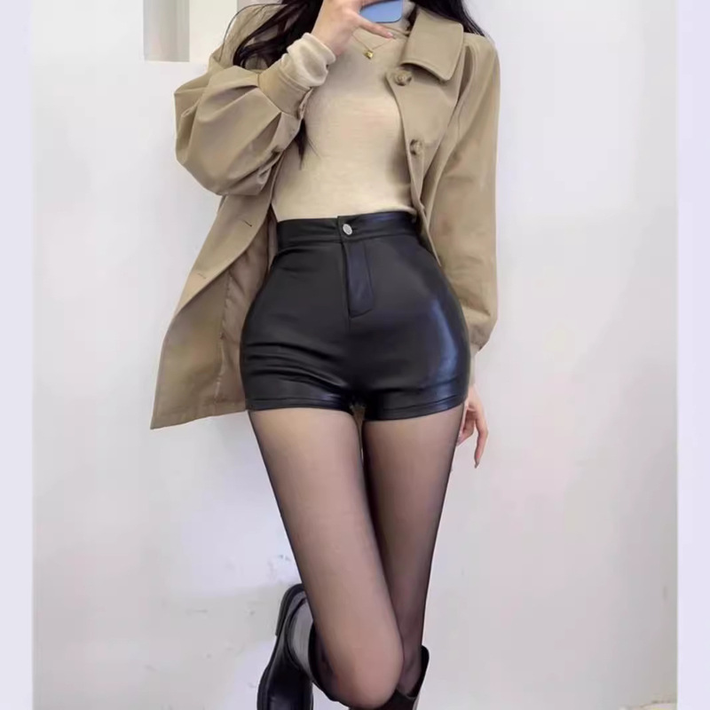 Pu Leather Shorts for Women 2024 Autumn and Winter New High-Waisted Slimming Look Tight Hip-Hugging Hot Pants Fashionable Korean Style Outer Boot Pants Pu Leather Shorts for Women 2024 Autumn and Winter New High-Waisted Slimming Look Tight Hip-Hugging Hot Pants Fashionable Korean Style Outer Boot Pants