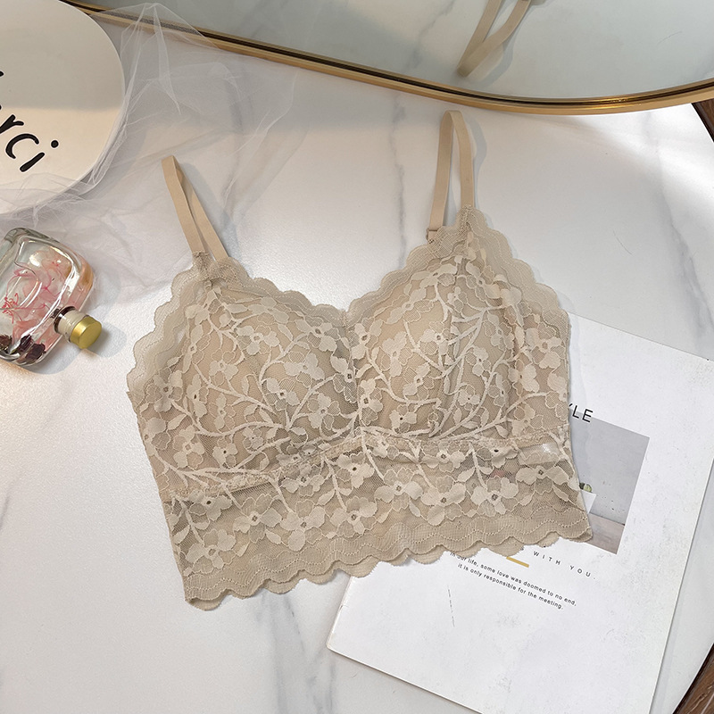 가벼운 우유 살구색