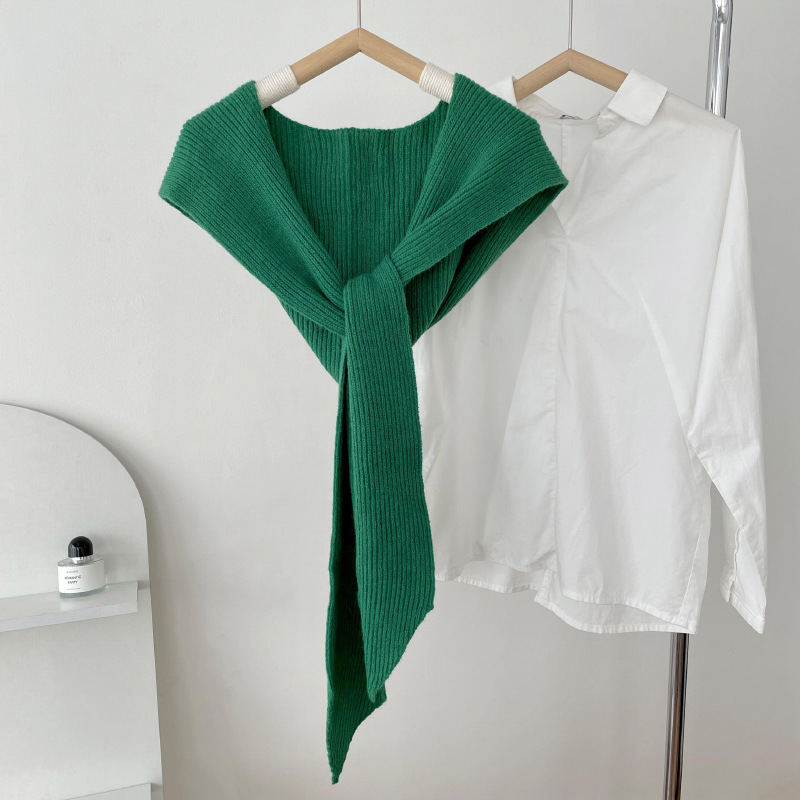 Nuevo estilo coreano de color sólido agudo esquina encapuchado pequeño chal de oficina sala de aire acondicionado delgado cuello exterior pequeño hombro